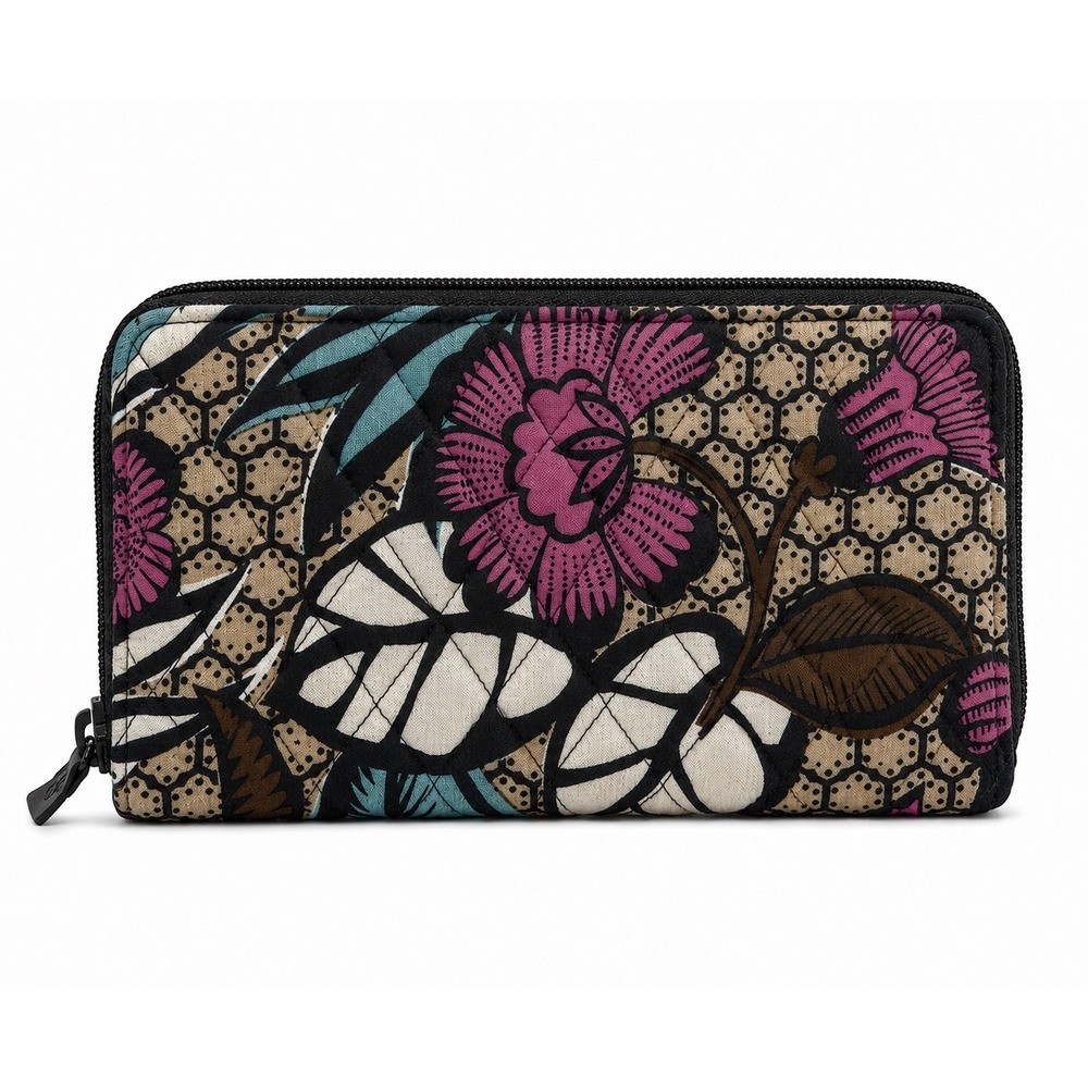 Vera Bradley Wallet Floral Quilted Cotton cardholder clutch purse  everyday pink